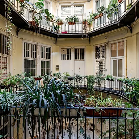 Castle District Design Apartment *