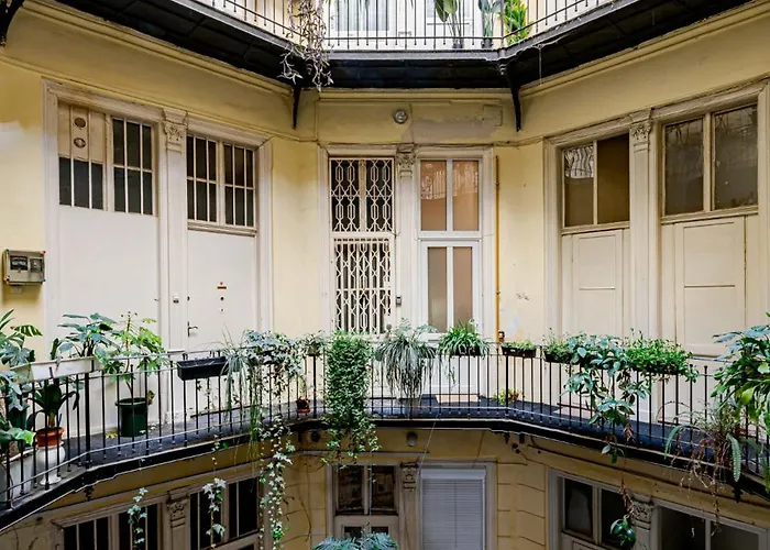 Castle District Design Apartment *